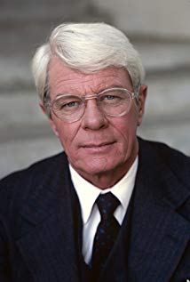How tall is Peter Graves?